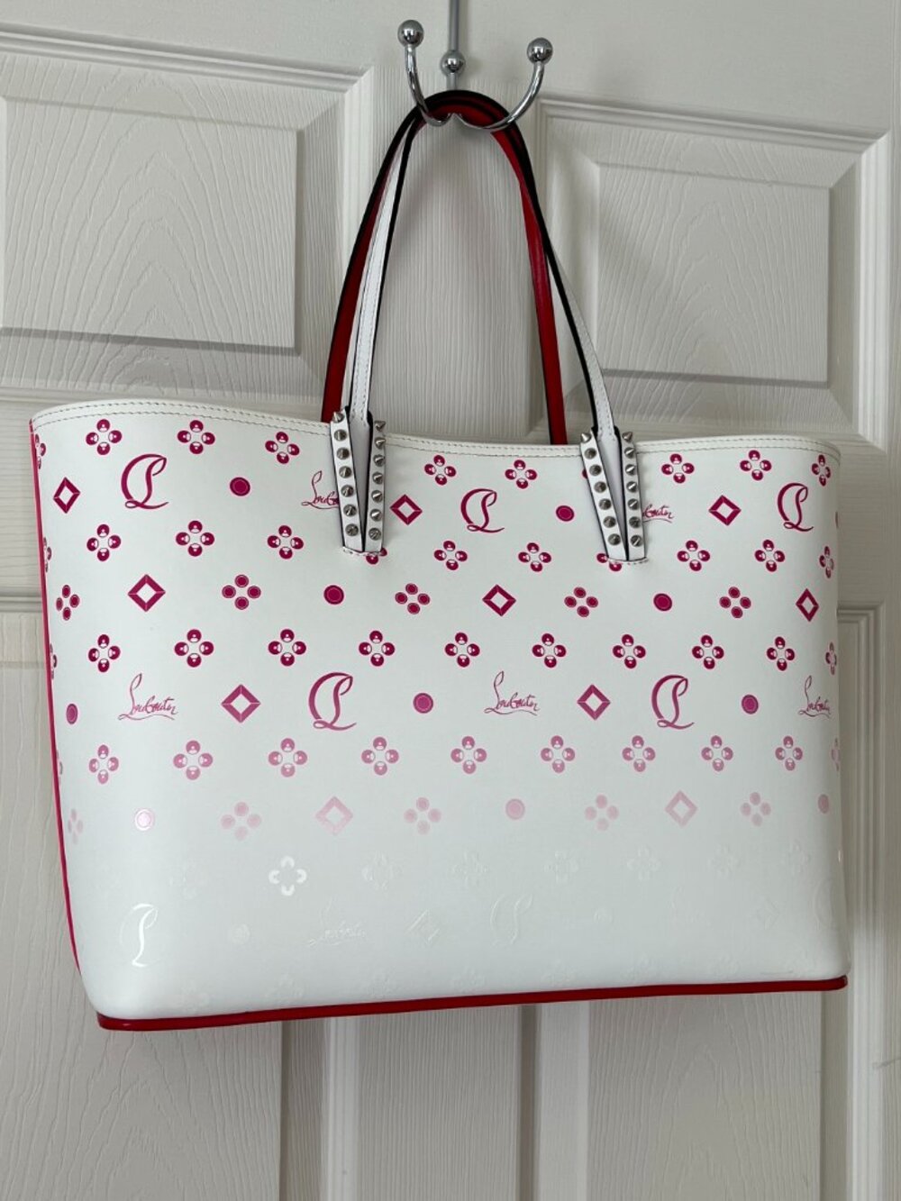 CHRISTIAN LOUBOUTIN Loubinthesky Cabata Large Tote (EUC)